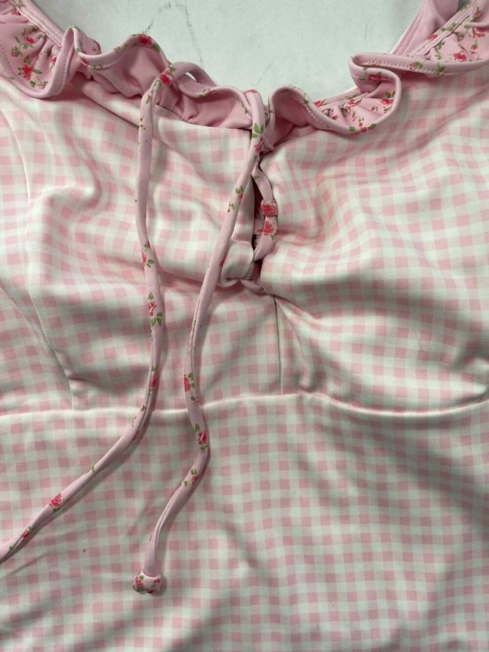 Blogilates Pink Ruffle Lace-Up Gingham Tank Top Floral Straps Wmn's Size 3X NWT - Picture 4 of 9